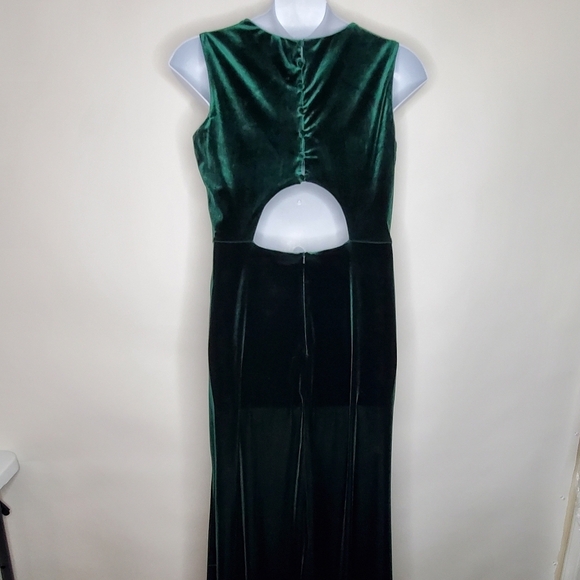 Revelry Cleo Velvet Maxi Dress Size 16 Green Cut Out Stretch Sleeveless Luxe - Picture 6 of 15